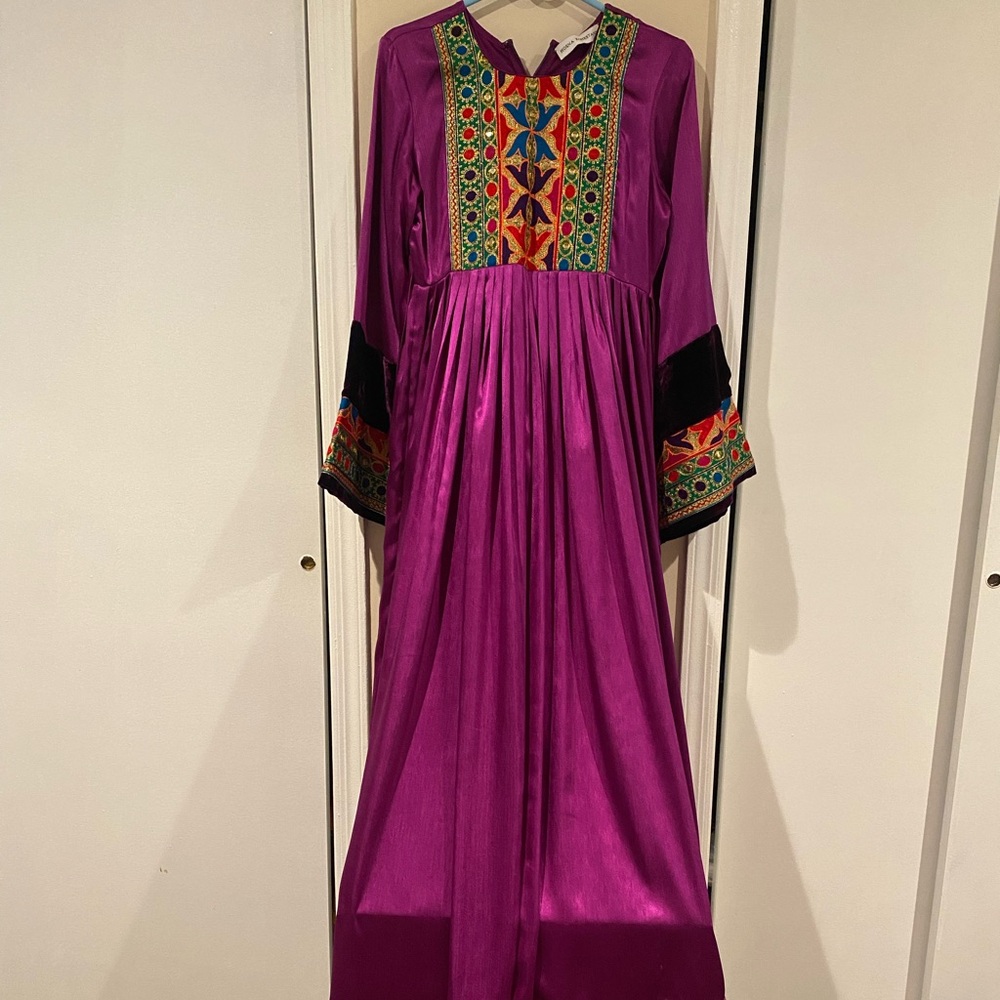 Afghan tribal dress